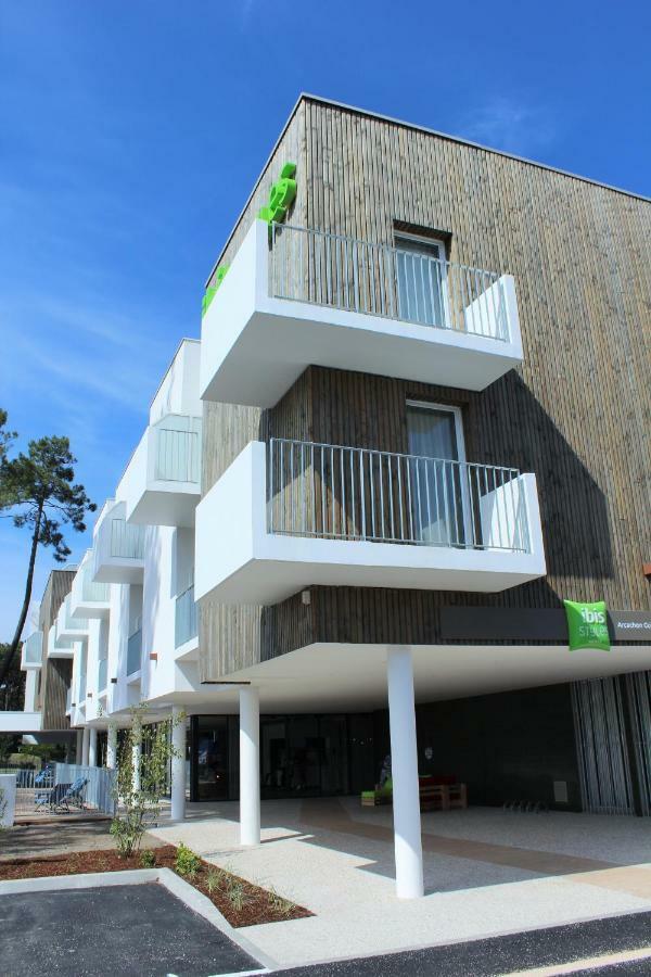 Ibis Styles Arcachon Gujan Mestras Exterior photo